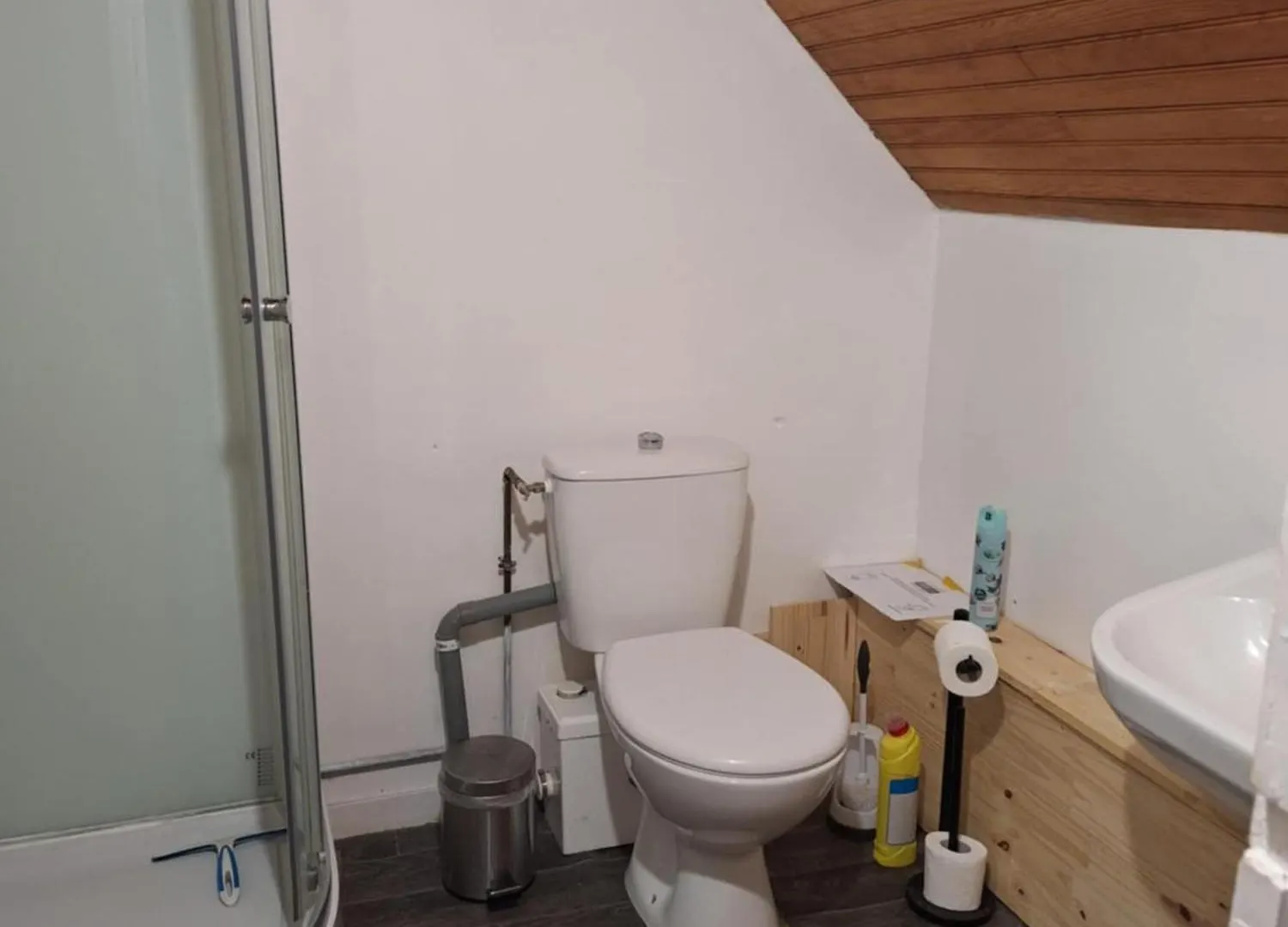 Le Gite Des Korrigans La Feuillee Guest house